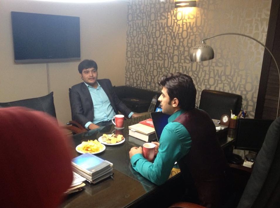 Actor Humayoun Ashraf with the founder of Sitey Edit, photo 2